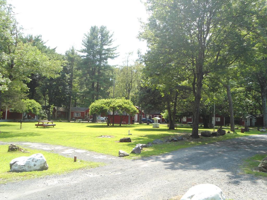 Motel Flower Field And Cottages Stroudsburg