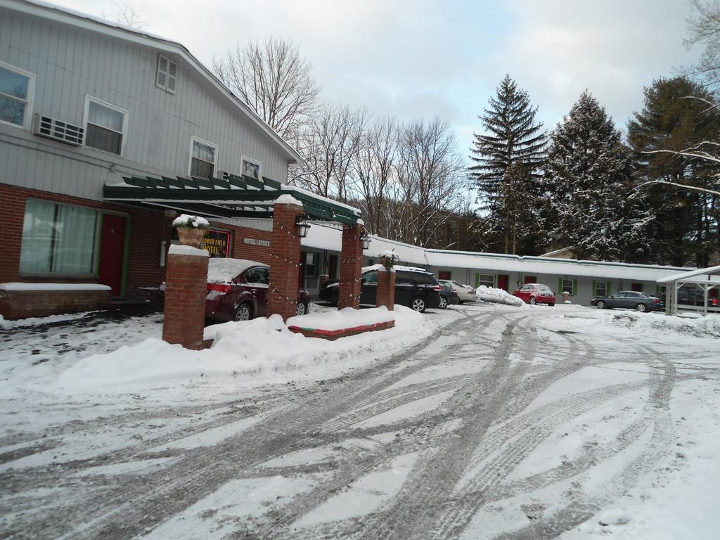 Motel Flower Field And Cottages 3*